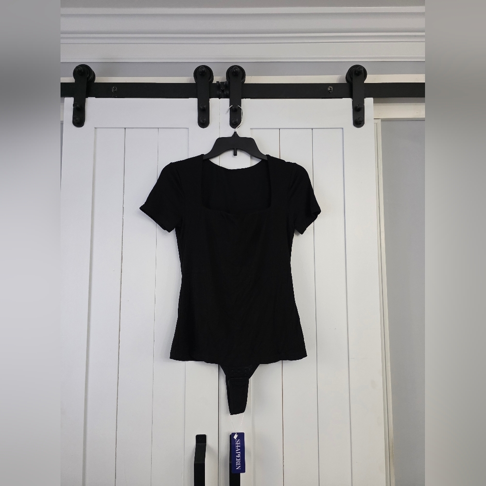 Shaperin Built-In Shapewear Bodysuit 3-In-1 Short Sleeve Top. NEW!